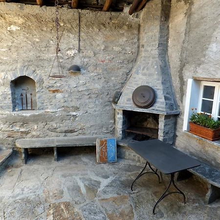 Casa Del Sarto Apartment Intragna Bagian luar foto