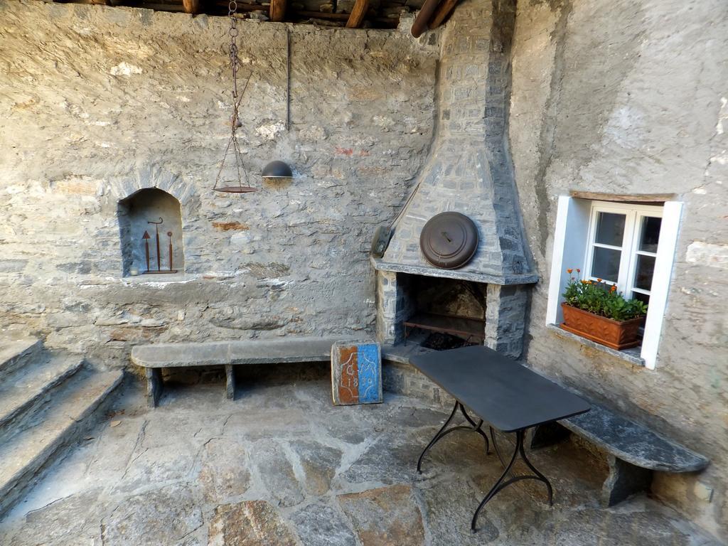 Casa Del Sarto Apartment Intragna Bagian luar foto